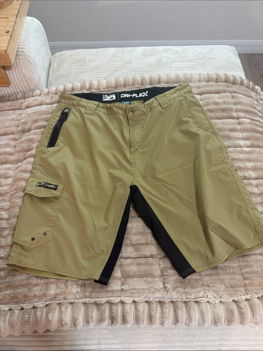 Pelagic Olive/Tan Performance Cargo Shorts